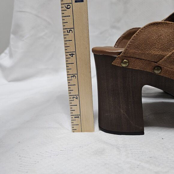 Sugar J-Honey Oiled Fabric Studded Clogs Women’s 8M Brown Mules Block Heel EUC - Picture 5 of 9